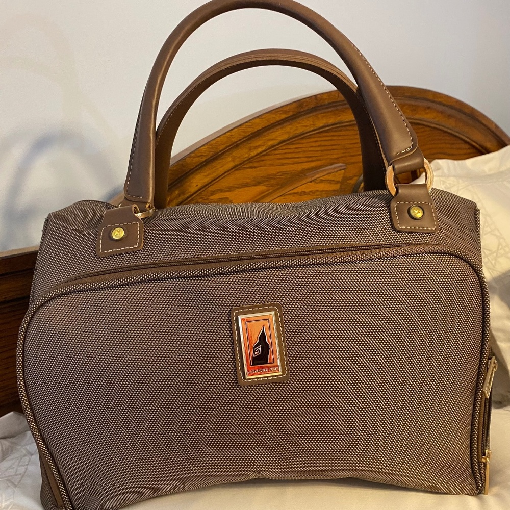 LONDON FOG TOTE /Carry on/ underseat NEW
